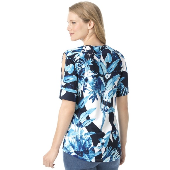 ESSENTIALS By Milano 2X Blue Floral Hi-Lo Hem Top - Picture 8 of 8